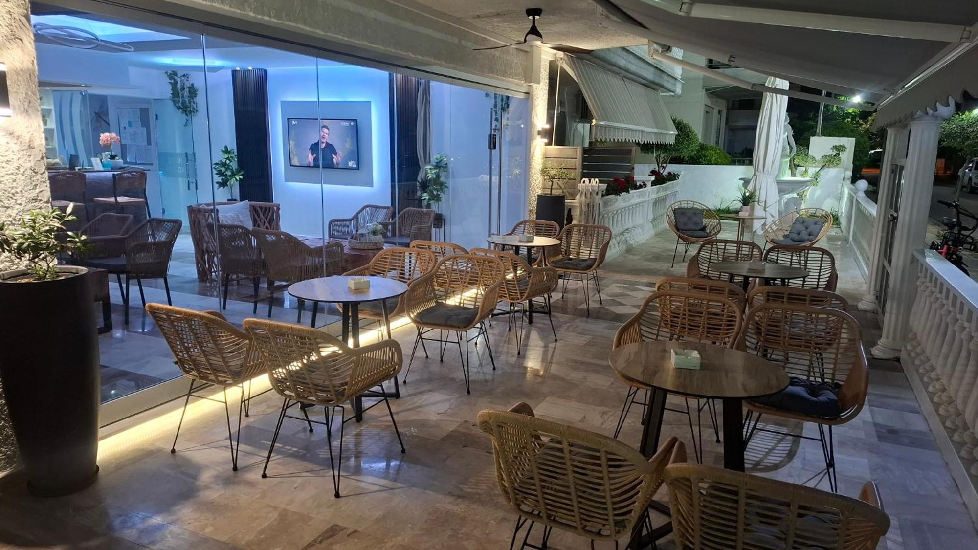 Hotel Kostas Olympiakí Aktí Eksteriør bilde